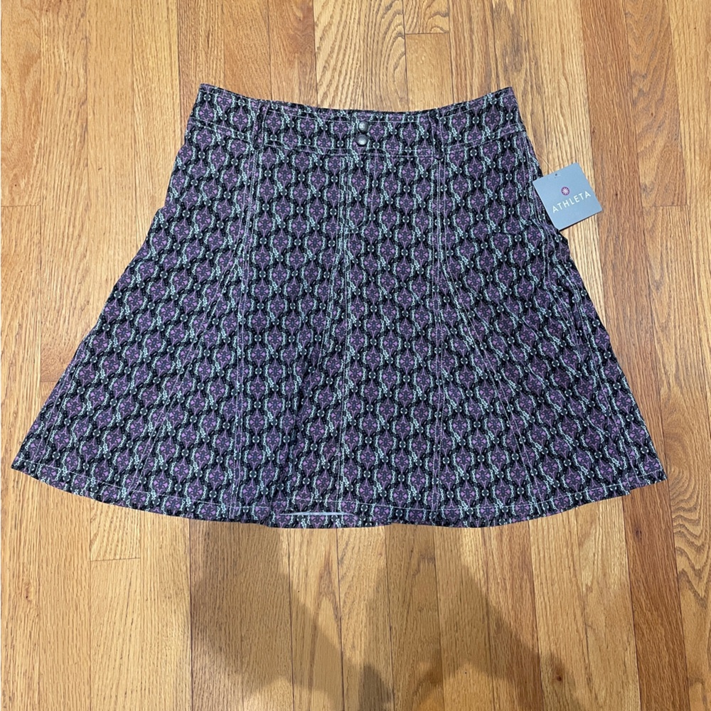 Athleta Fast Route Mid Rise 13" Run Skort